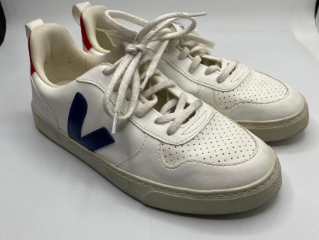 Shoes Sneakers By Veja In White, Size: 6 Sale