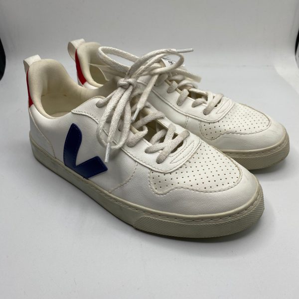 Shoes Sneakers By Veja In White, Size: 6 Sale