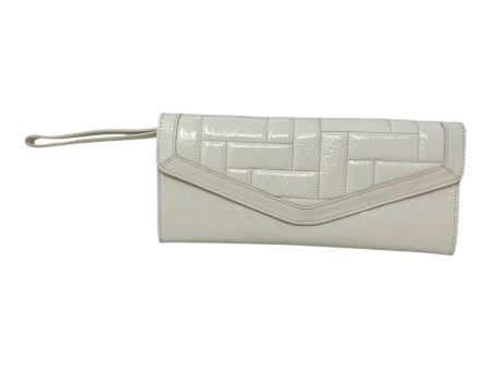 Quilted Clutch Wristlet By Hobo Intl, Size: Large on Sale