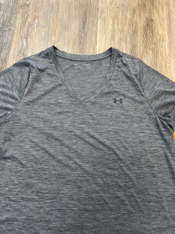 Athletic Top Short Sleeve By Under Armour In Grey, Size: 2x For Cheap