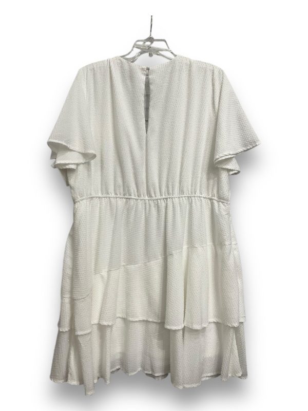 Dress Casual Short By Clothes Mentor In White, Size: 2x For Discount