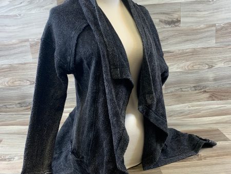 Cardigan By Clothes Mentor In Grey, Size: M Fashion