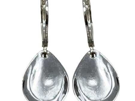 Silver tone Hammered Leverback Earrings Dangle drop By Unbranded For Sale