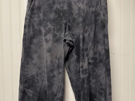 Athletic Capris By Lululemon In Grey, Size: L Online Sale